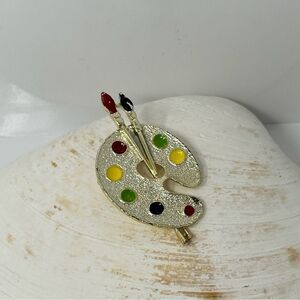 Signed costume jewelry oval palette board